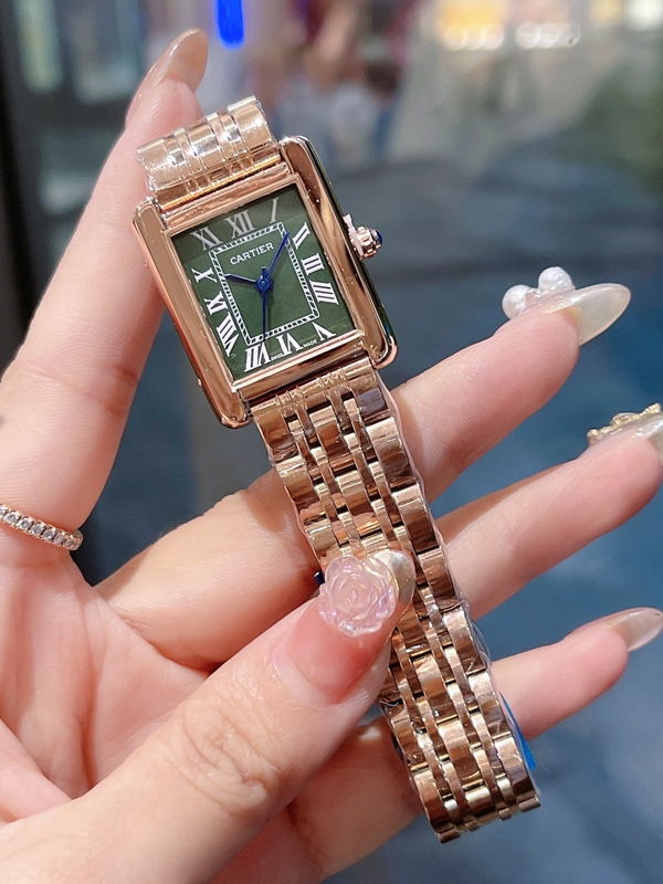 ブランド時計側面デザイン